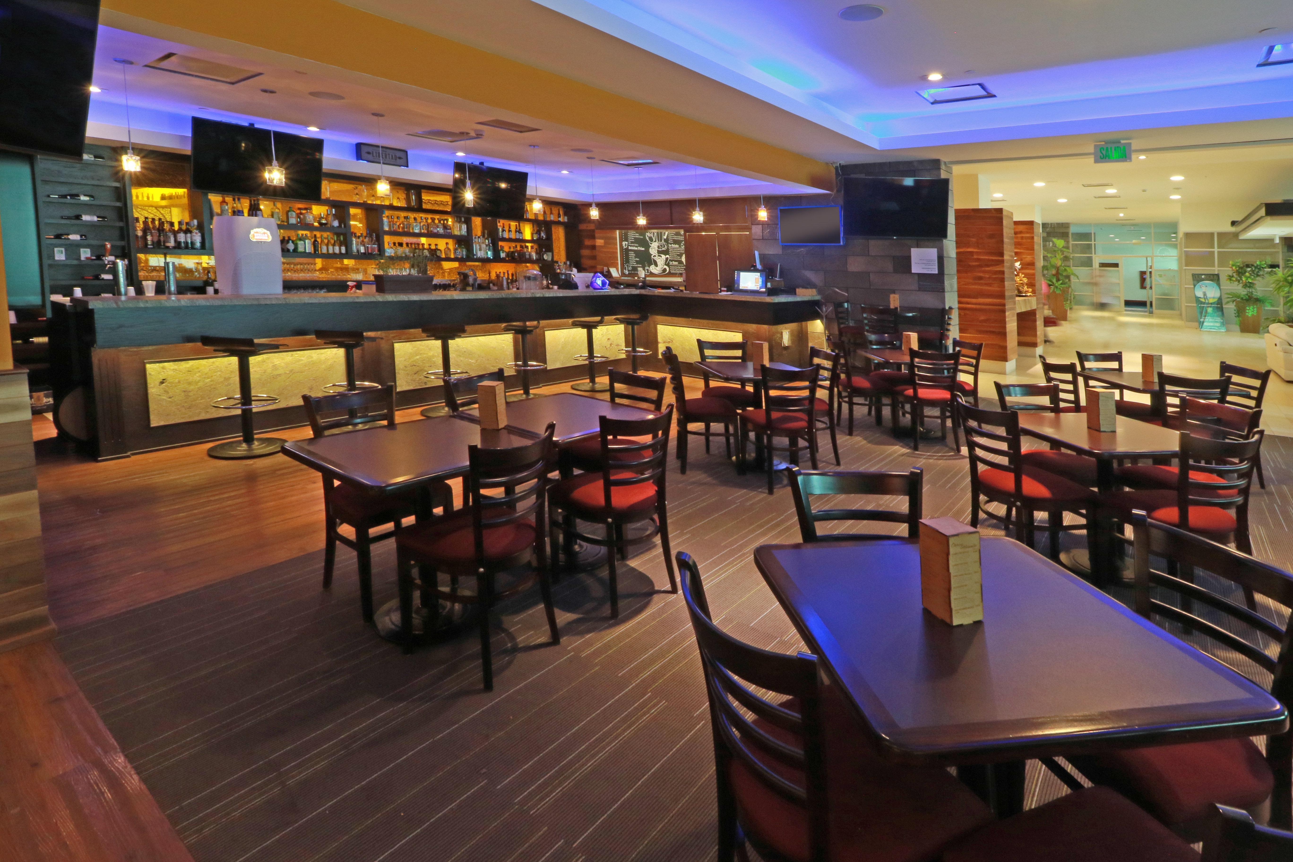 Holiday Inn & Suites Plaza Mayor By Ihg León Exteriör bild