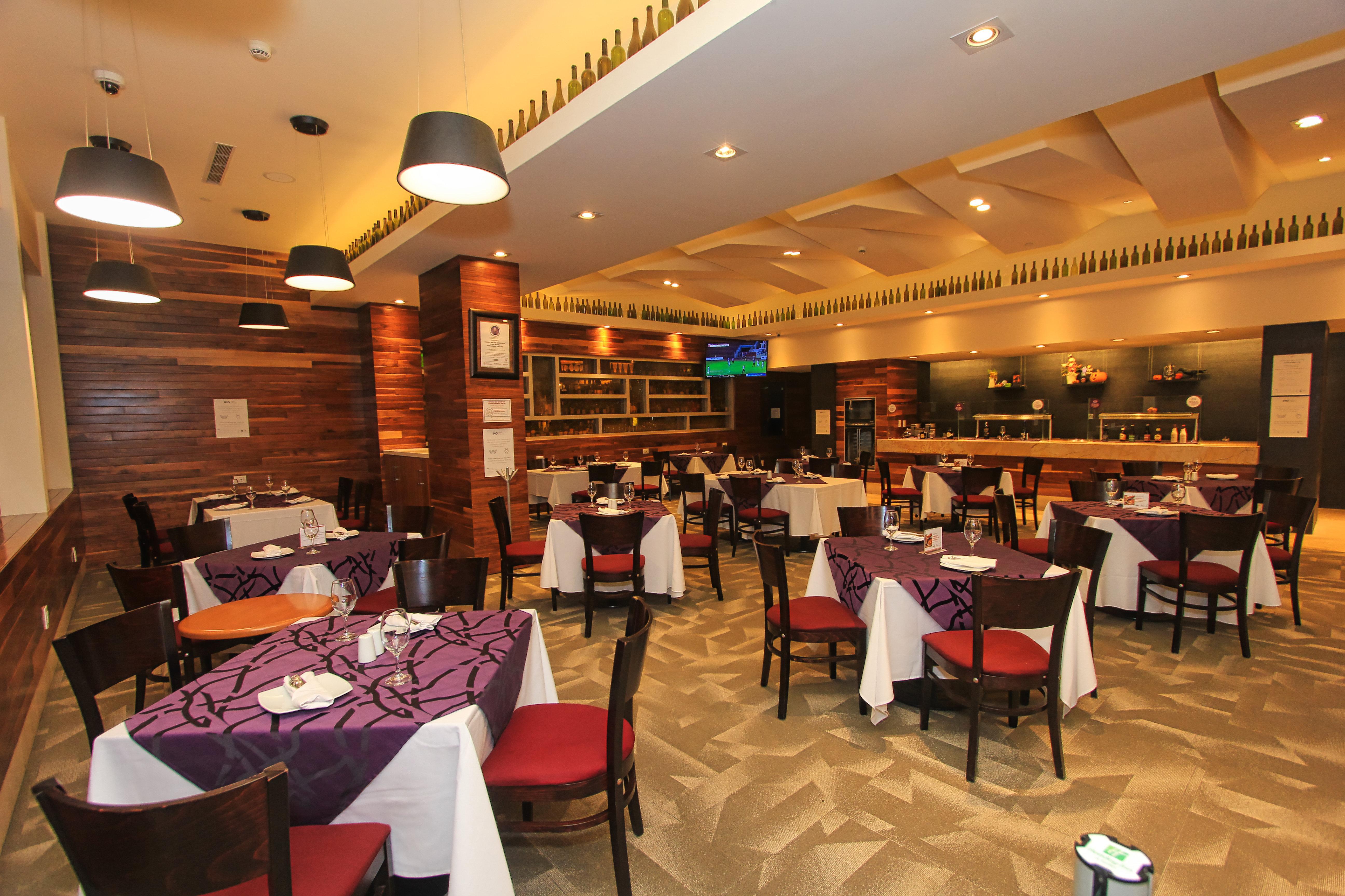 Holiday Inn & Suites Plaza Mayor By Ihg León Exteriör bild