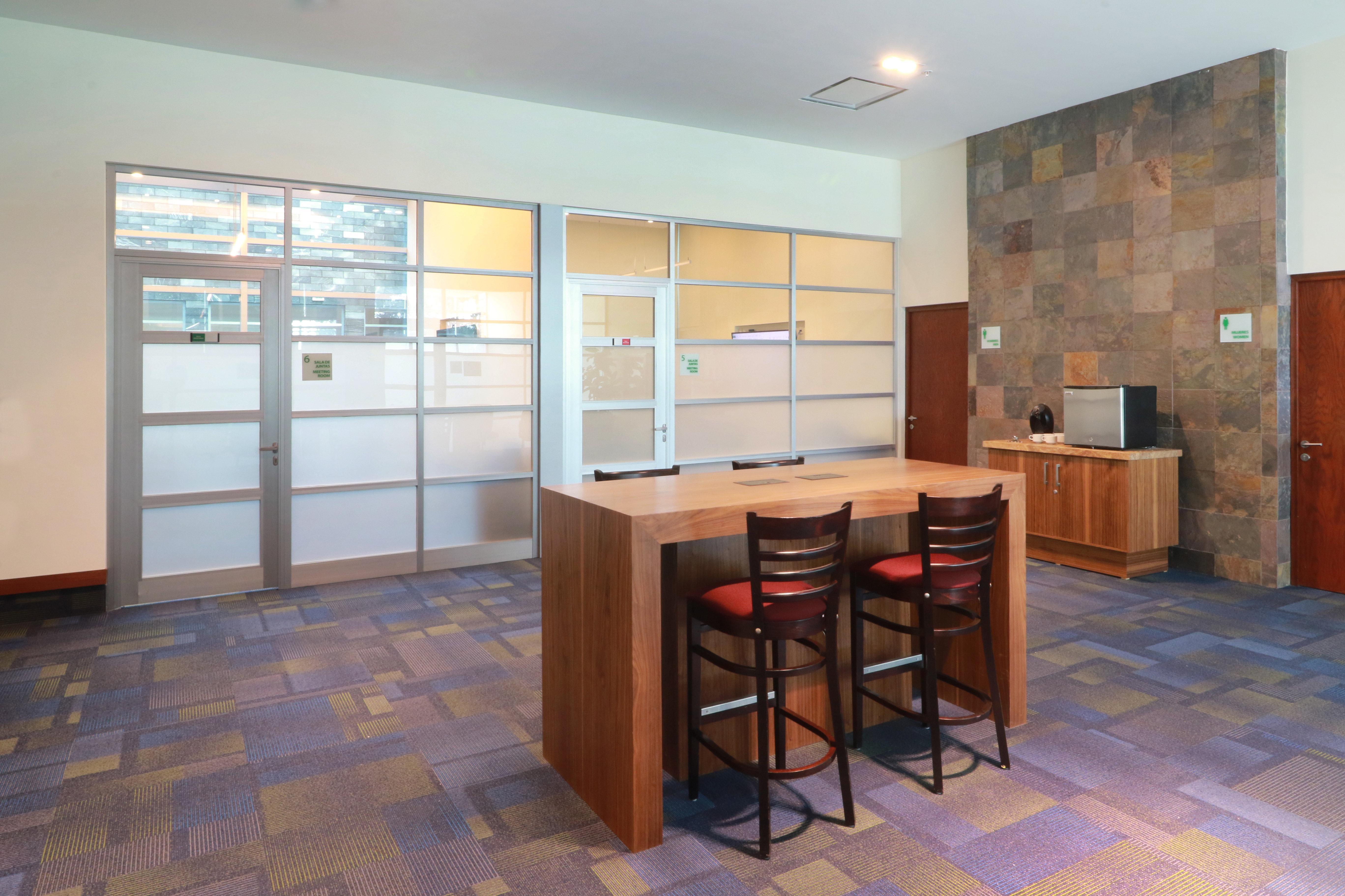 Holiday Inn & Suites Plaza Mayor By Ihg León Exteriör bild