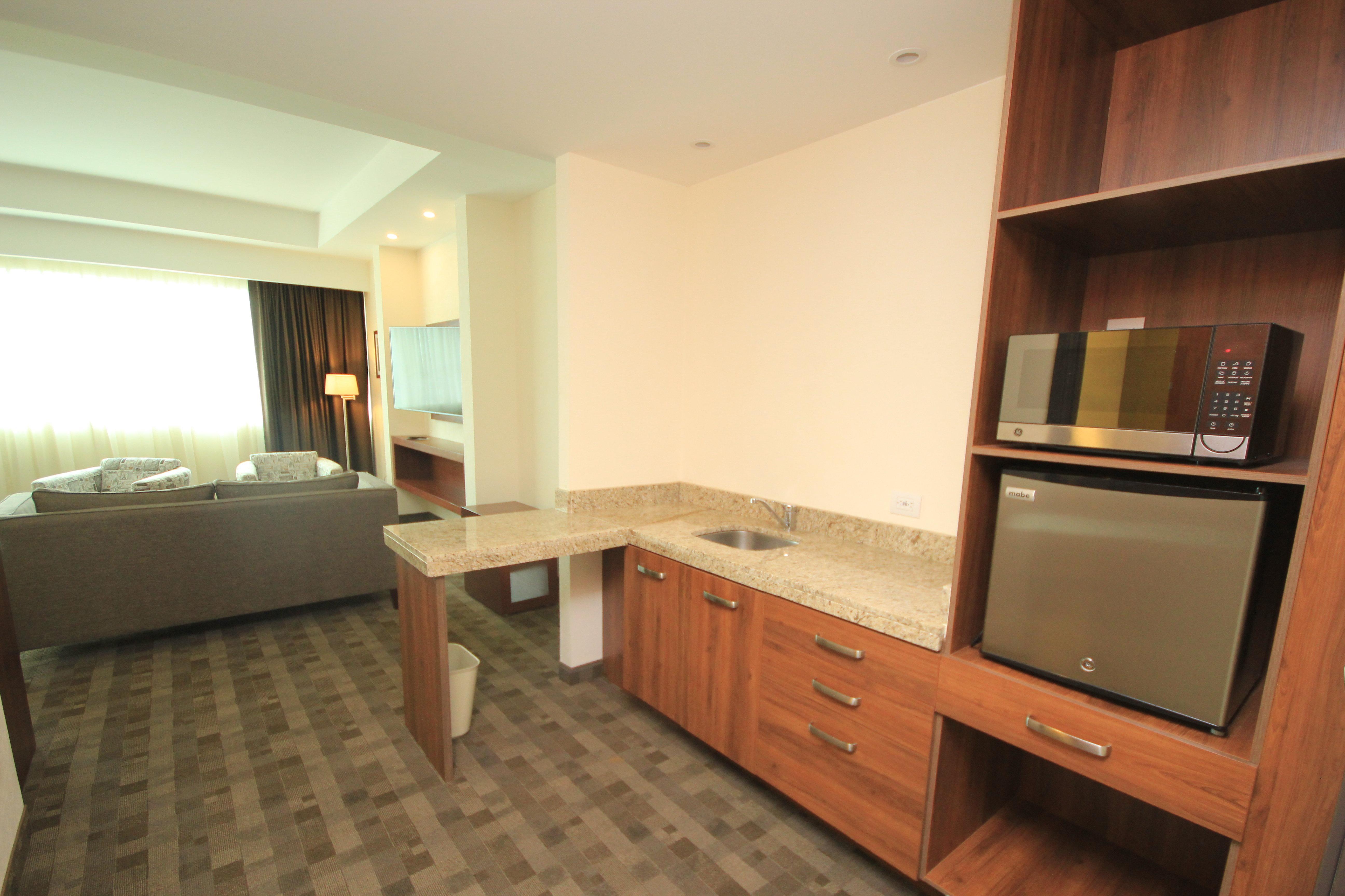 Holiday Inn & Suites Plaza Mayor By Ihg León Exteriör bild