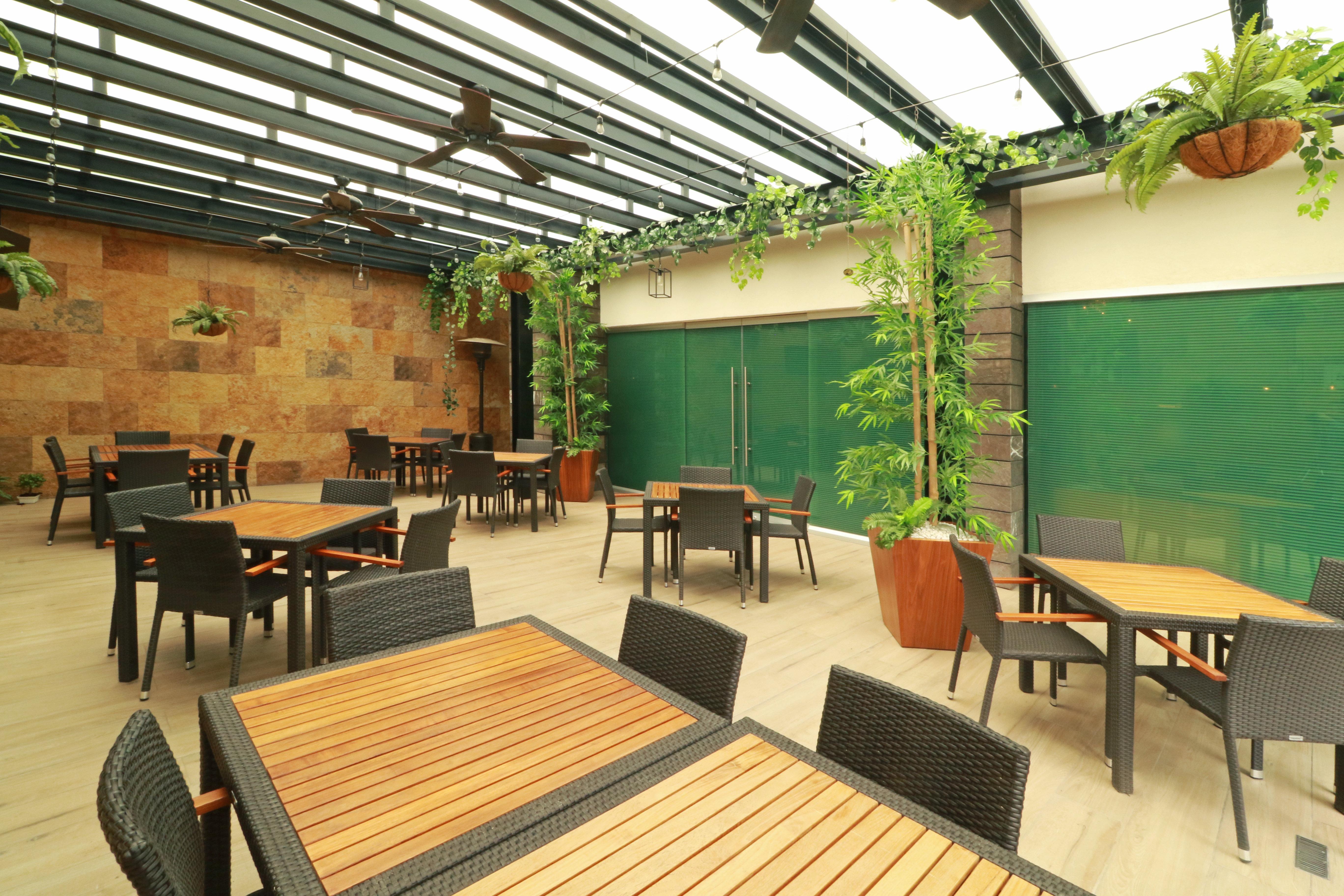 Holiday Inn & Suites Plaza Mayor By Ihg León Exteriör bild