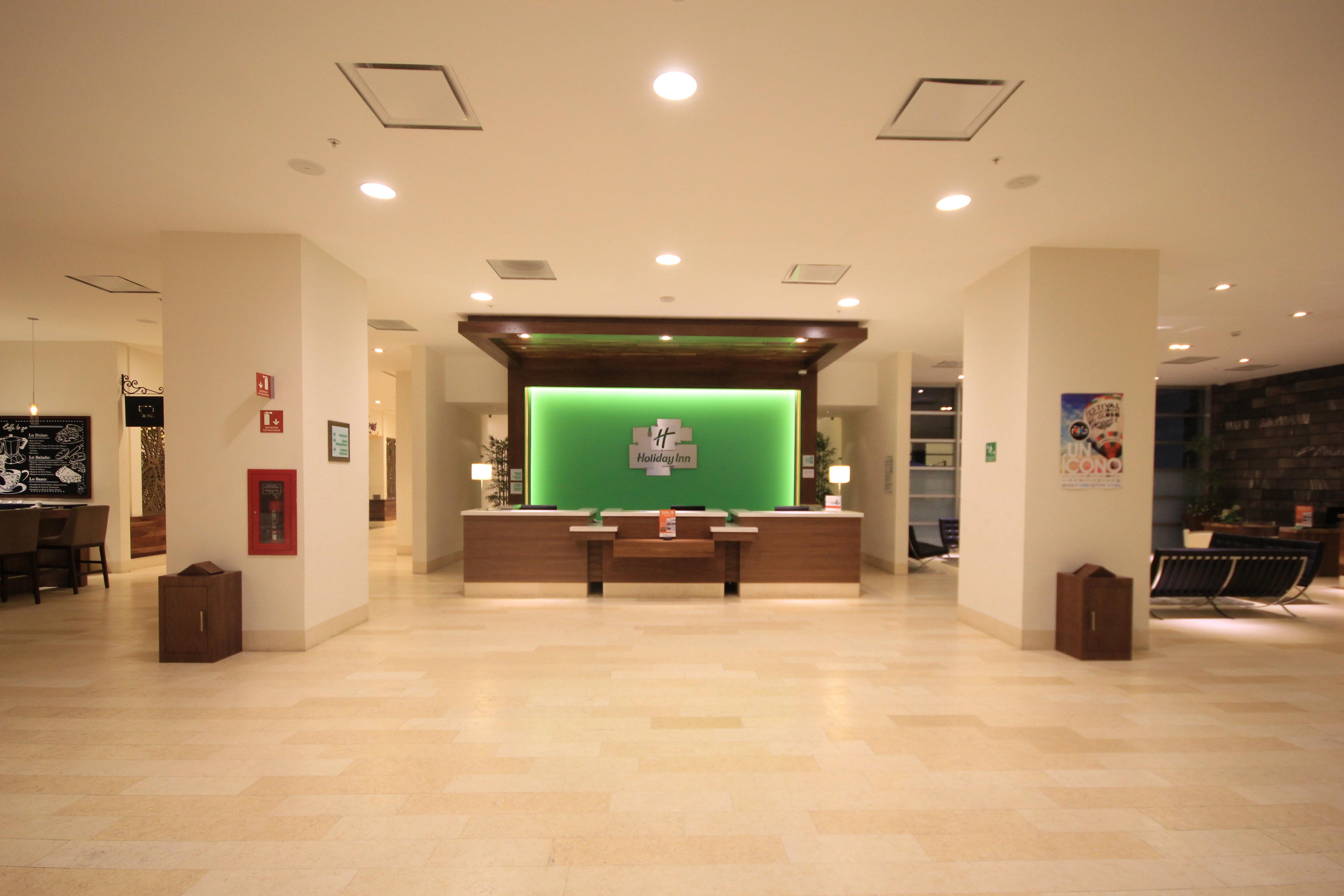 Holiday Inn & Suites Plaza Mayor By Ihg León Exteriör bild