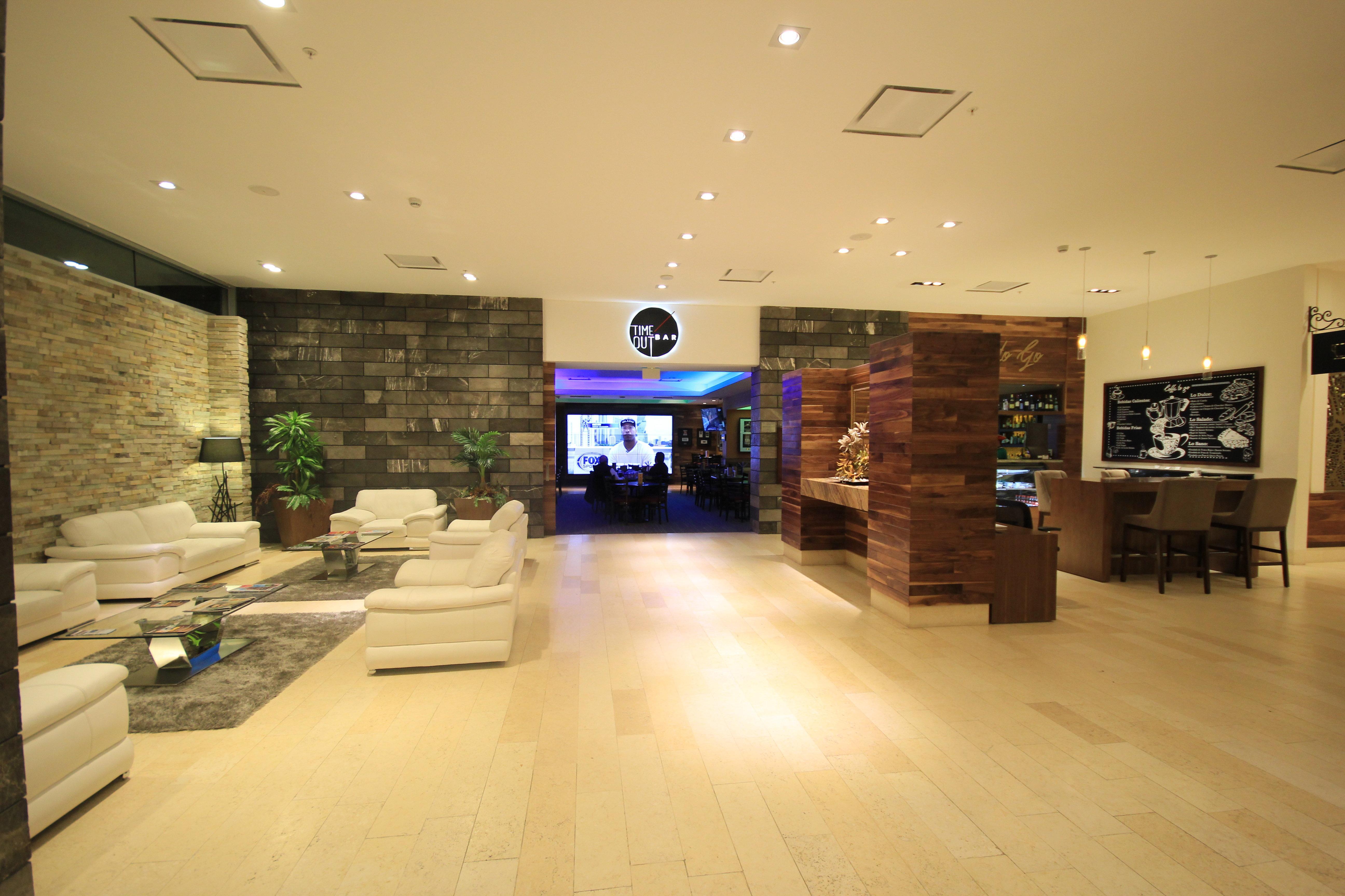 Holiday Inn & Suites Plaza Mayor By Ihg León Exteriör bild